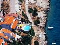Villa Marija-pool by the sea